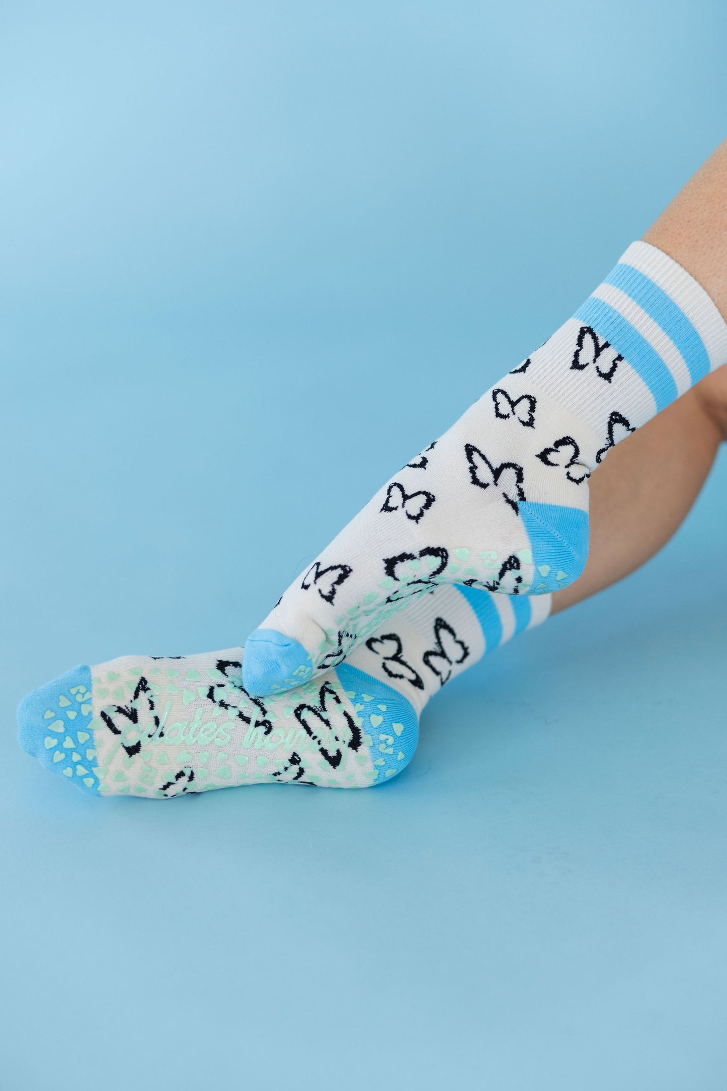 Blue Flutter Dream Crew Grip Sock