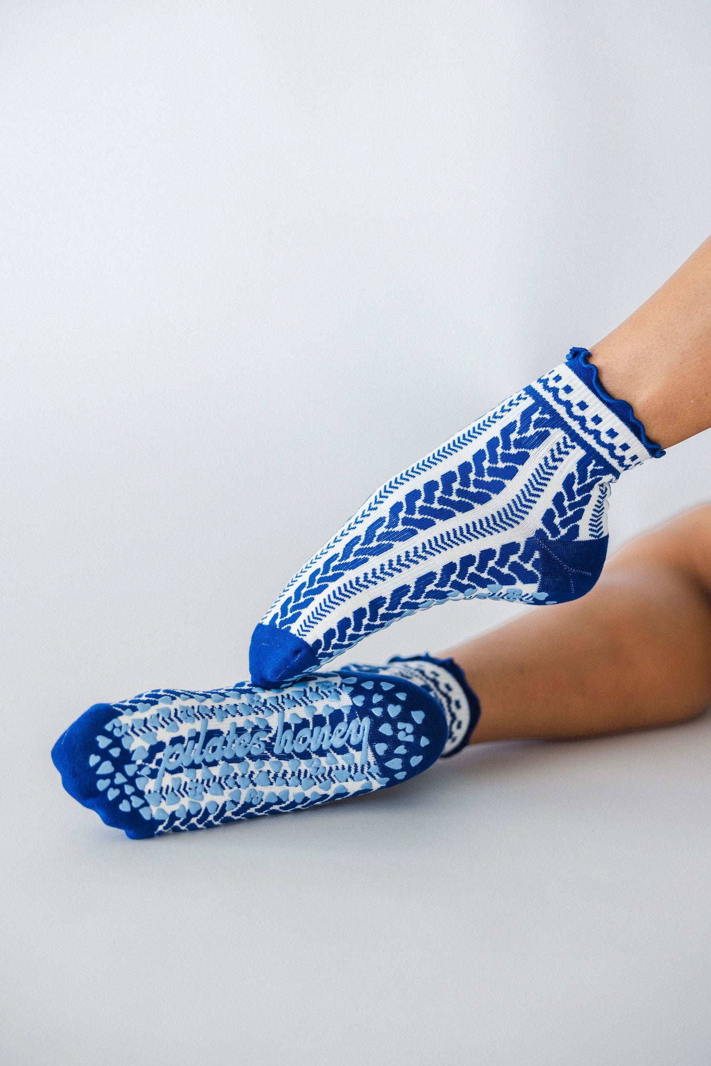 Coastal Cable Ruffle High Ankle