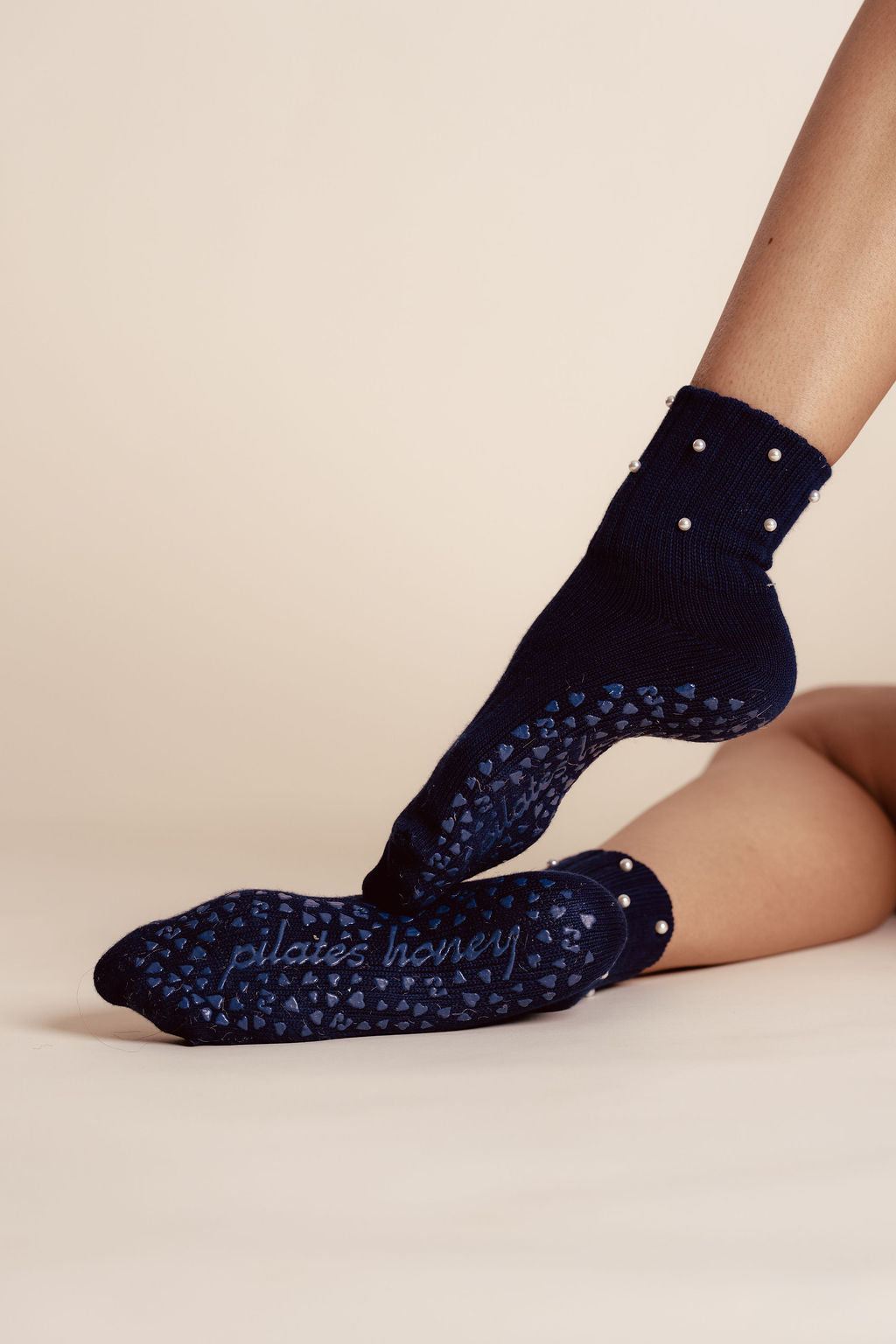Heiress Pearl Short Scrunch Luxe Grip Sock