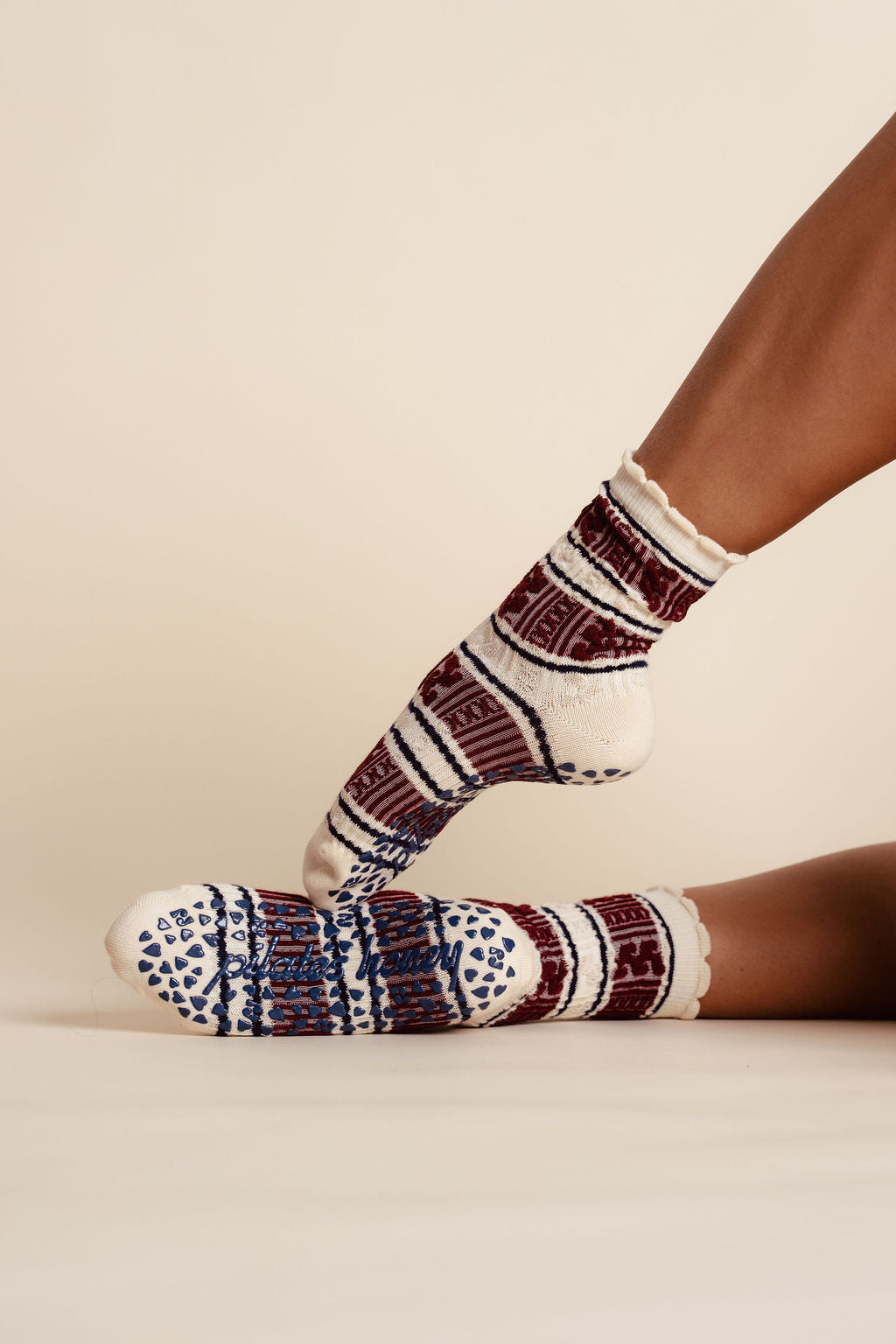 Heirloom Cable Scalloped Ruffle Crew Grip Sock
