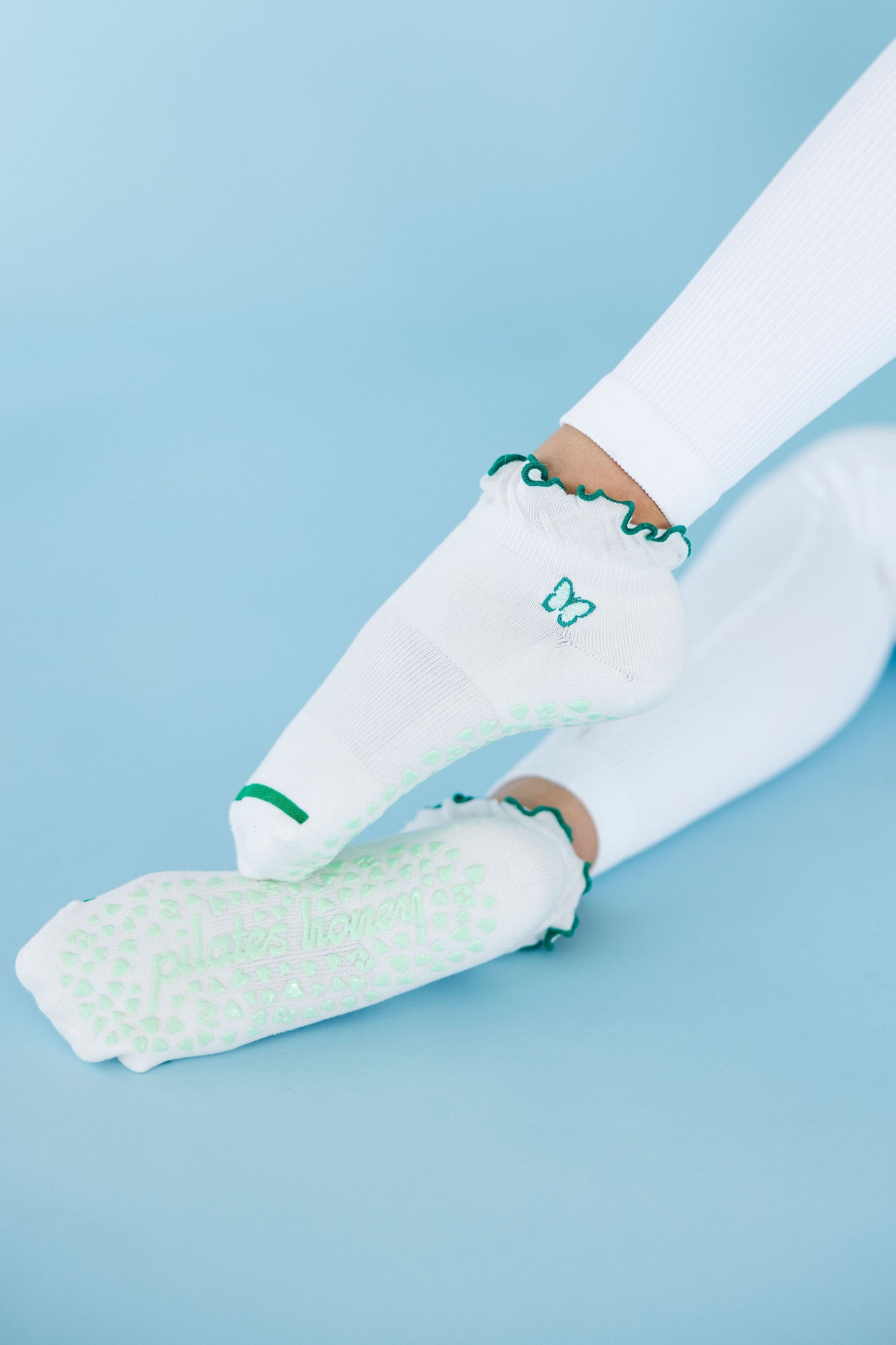 Monarch Ruffle Ankle Grip Sock