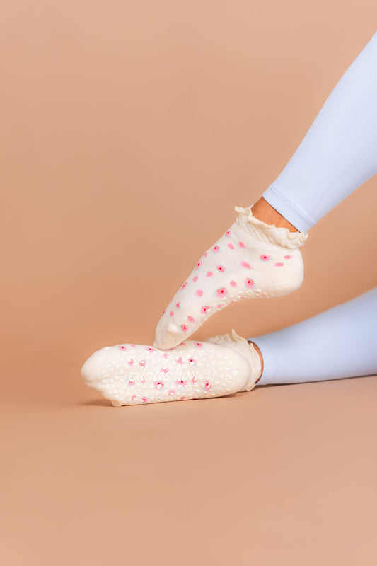 Rosewater Ruffle Ankle Grip Socks